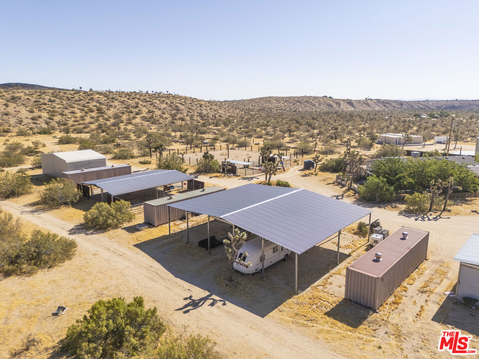 55626 Pipes Canyon Road Property Photo 39
