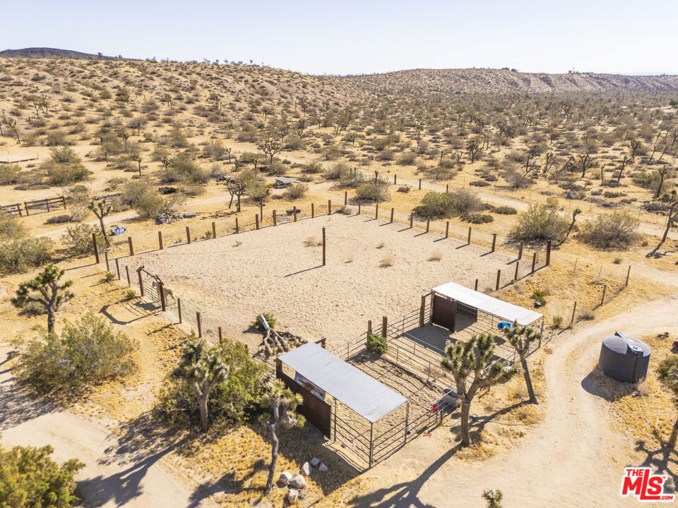 55626 Pipes Canyon Road Property Photo 41