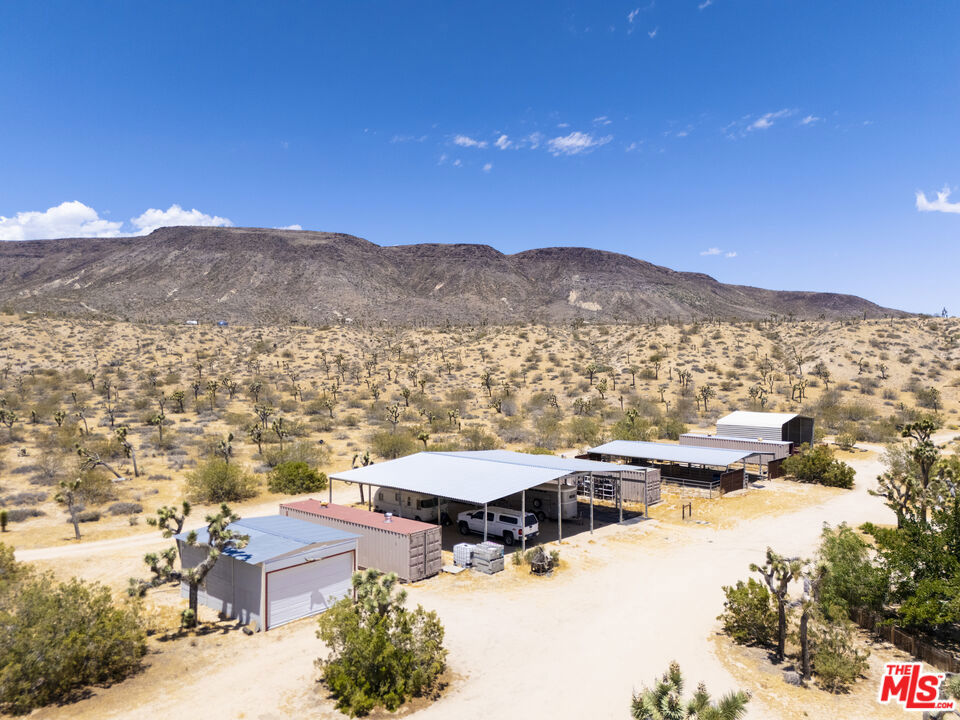 55626 Pipes Canyon Road Property Photo 47