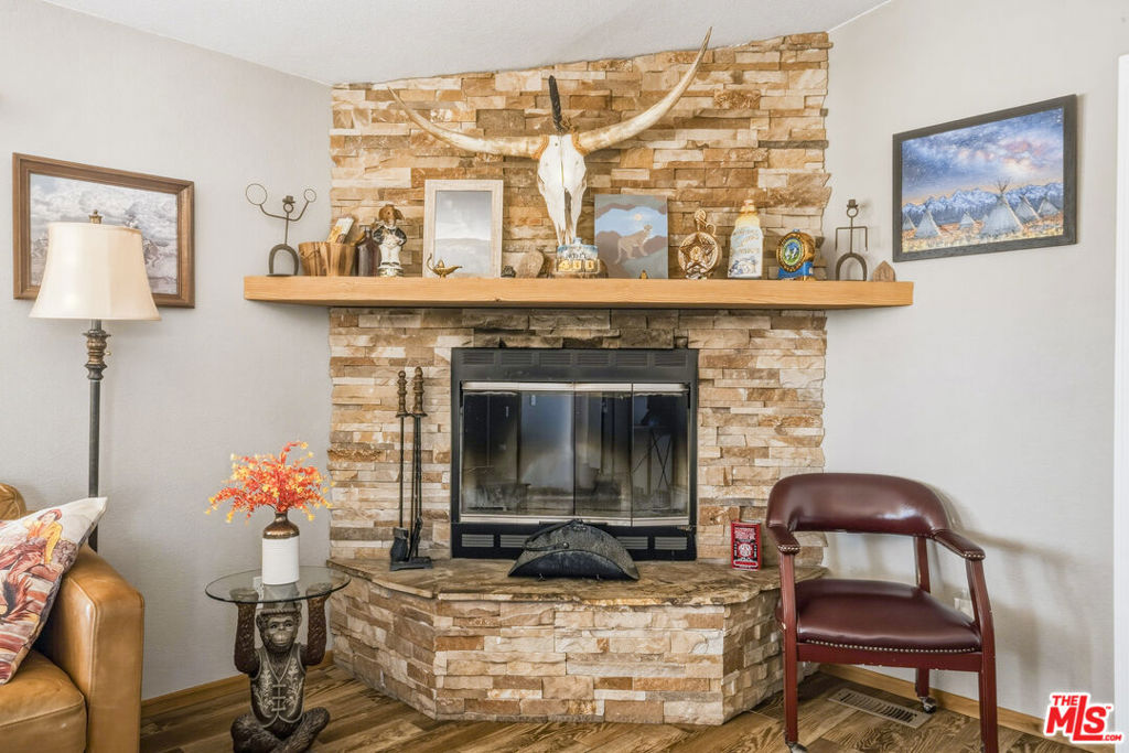 55616 Pipes Canyon Road Property Photo 8
