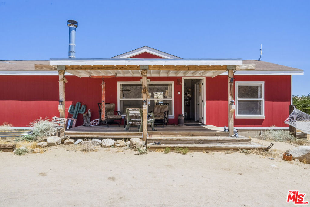 55616 Pipes Canyon Road Property Photo 25