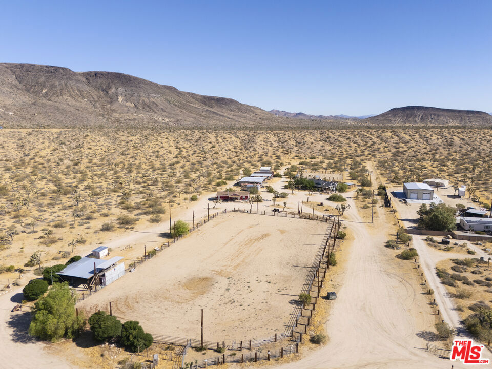 55616 Pipes Canyon Road Property Photo 27