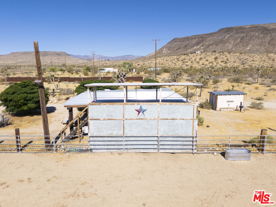 55616 Pipes Canyon Road Property Photo 34