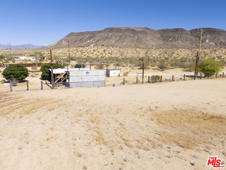 55616 Pipes Canyon Road Property Photo 35