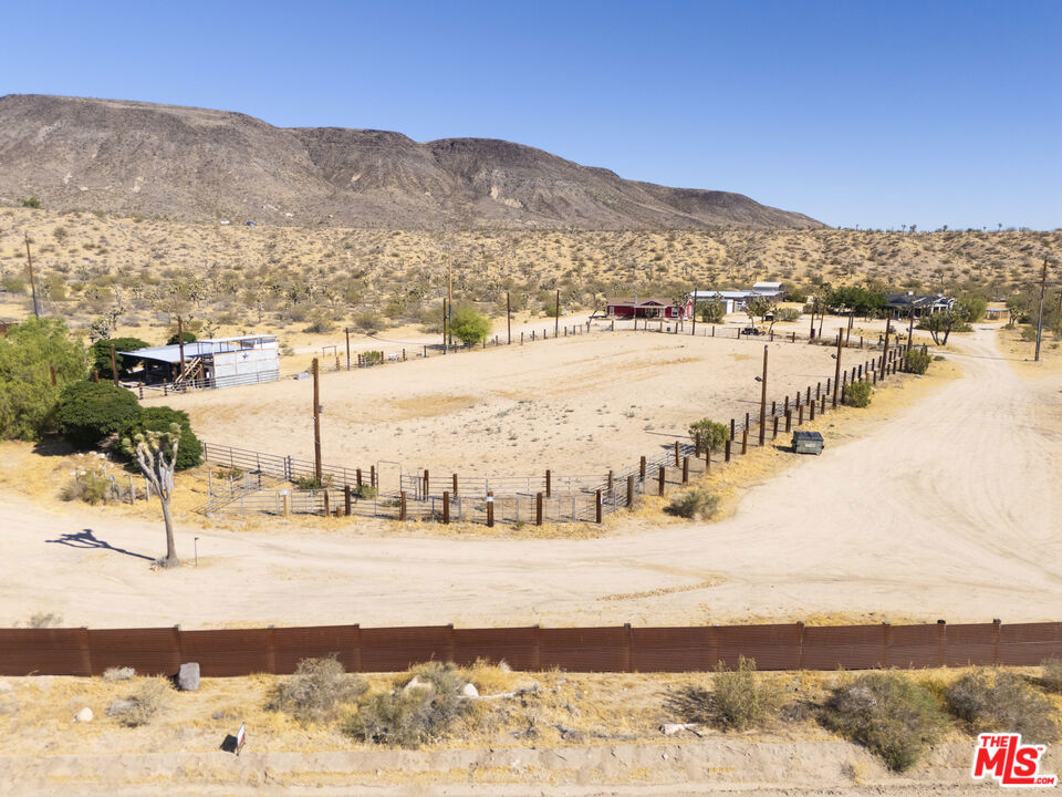 55616 Pipes Canyon Road Property Photo 37
