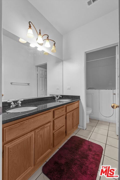 25832 Boulder Rock Place Property Photo 16