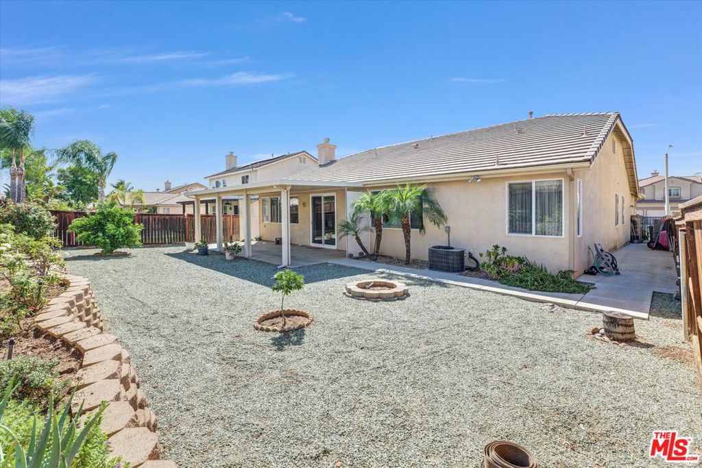 25832 Boulder Rock Place Property Photo 27