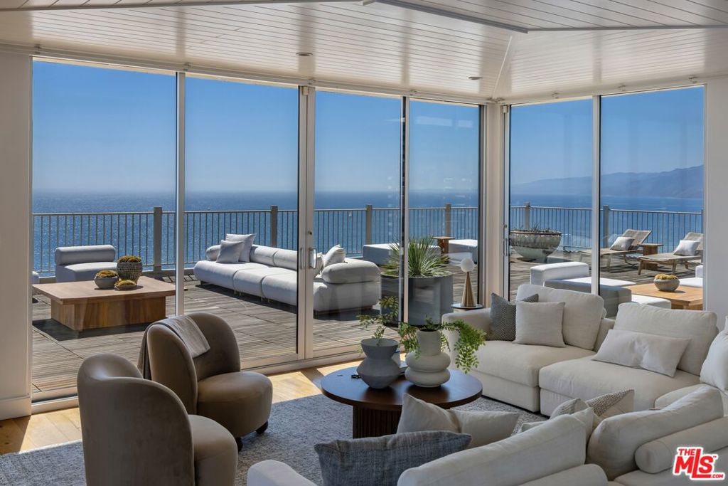 101 California Avenue Ph Property Photo