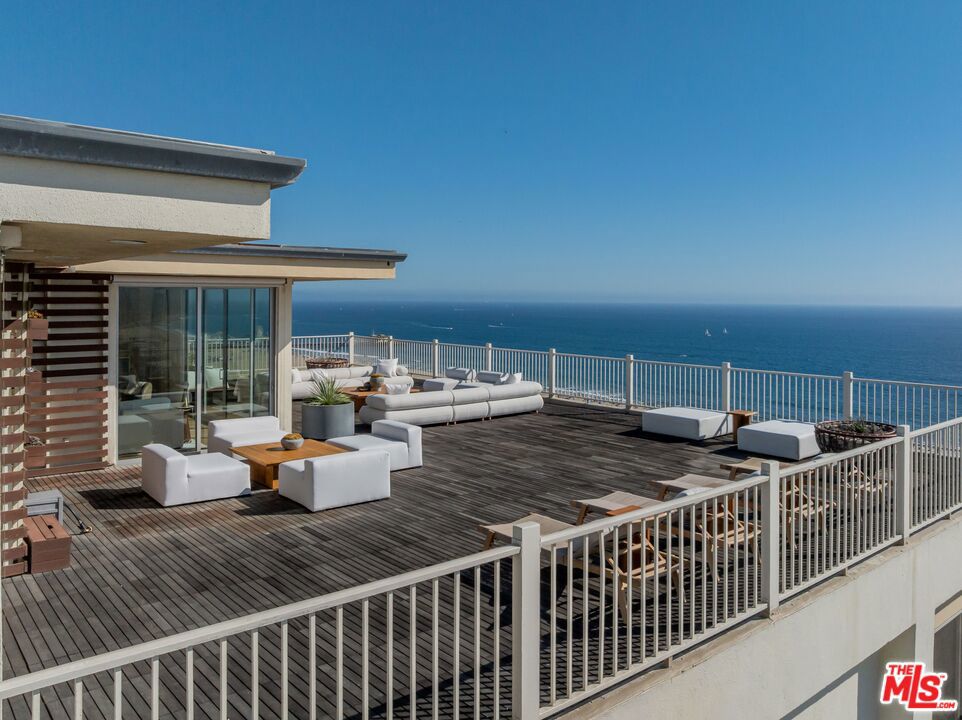 101 California Avenue Ph Property Photo 8