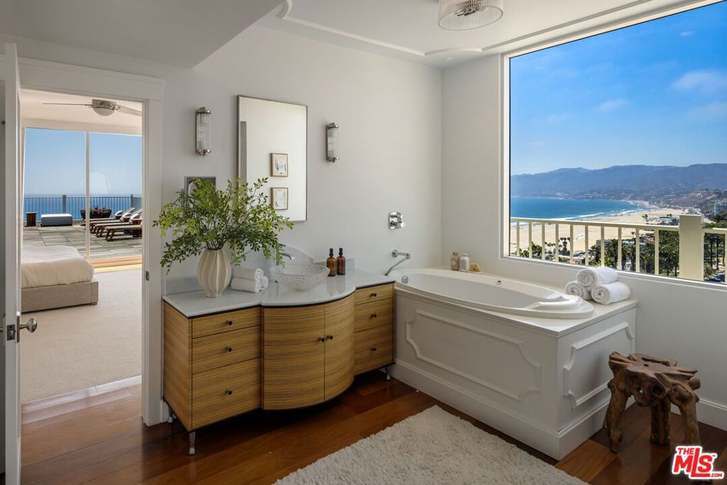 101 California Avenue Ph Property Photo 24