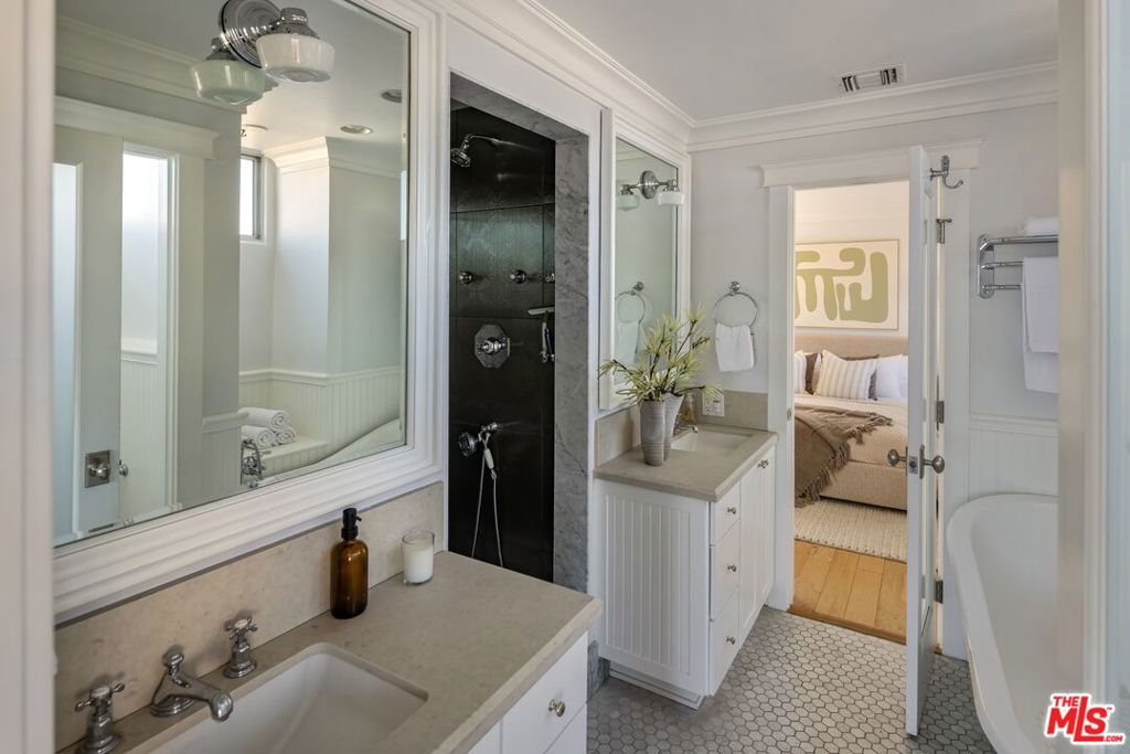 101 California Avenue Ph Property Photo 26