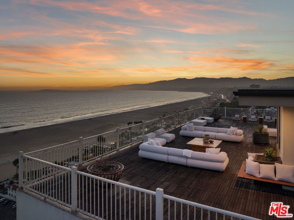 101 California Avenue Ph Property Photo 32