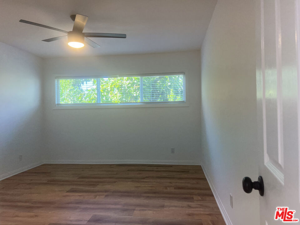 5263 Riverton Avenue 8 Property Photo 21