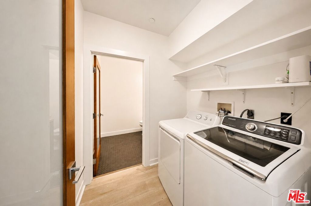 2230 Glendale Boulevard Property Photo 12