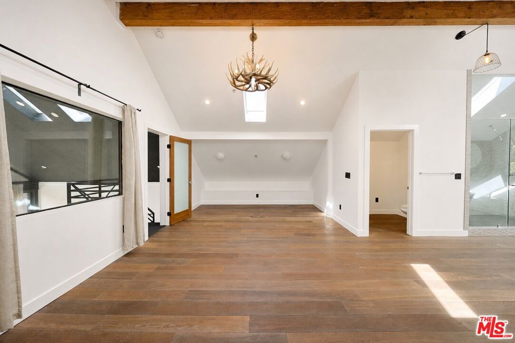 2230 Glendale Boulevard Property Photo 22