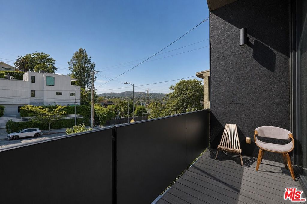 2230 Glendale Boulevard Property Photo 26