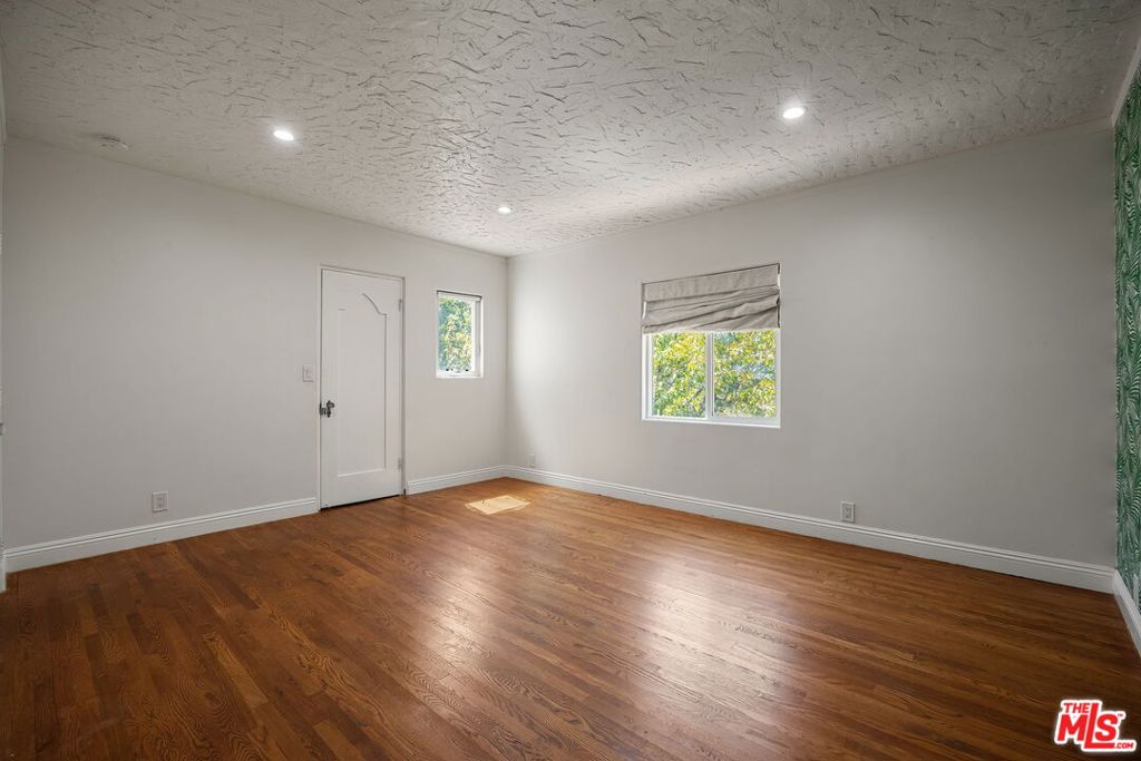 3447 Primera Avenue Property Photo 13