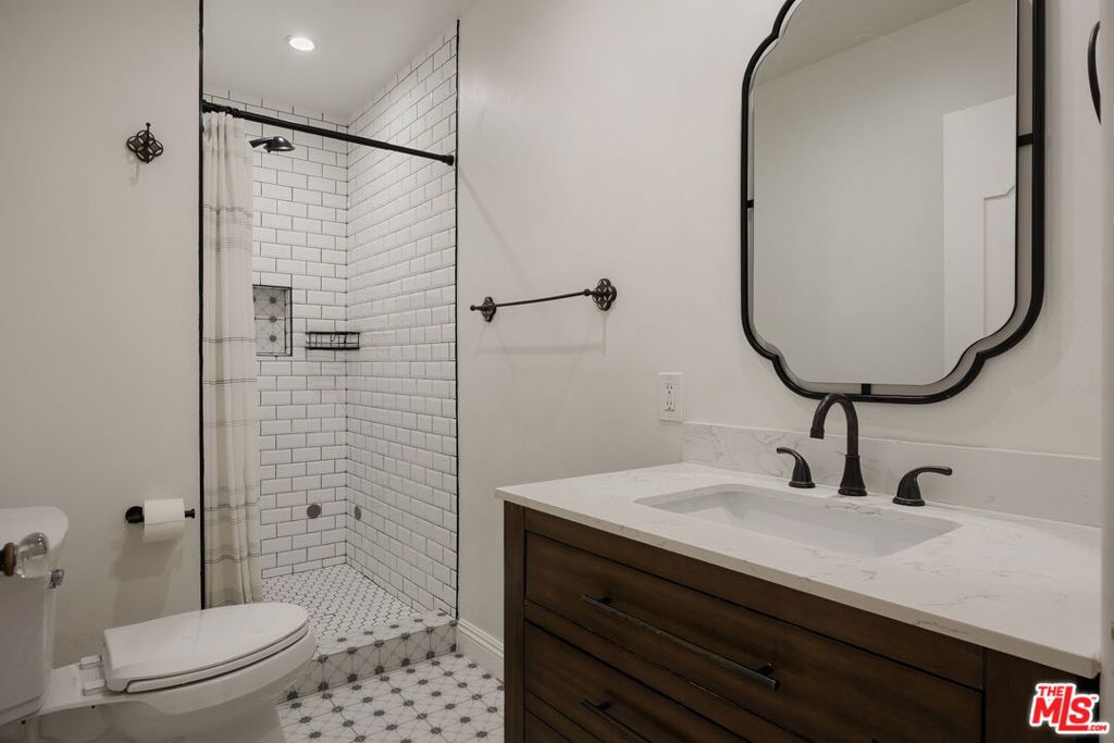 3447 Primera Avenue Property Photo 15