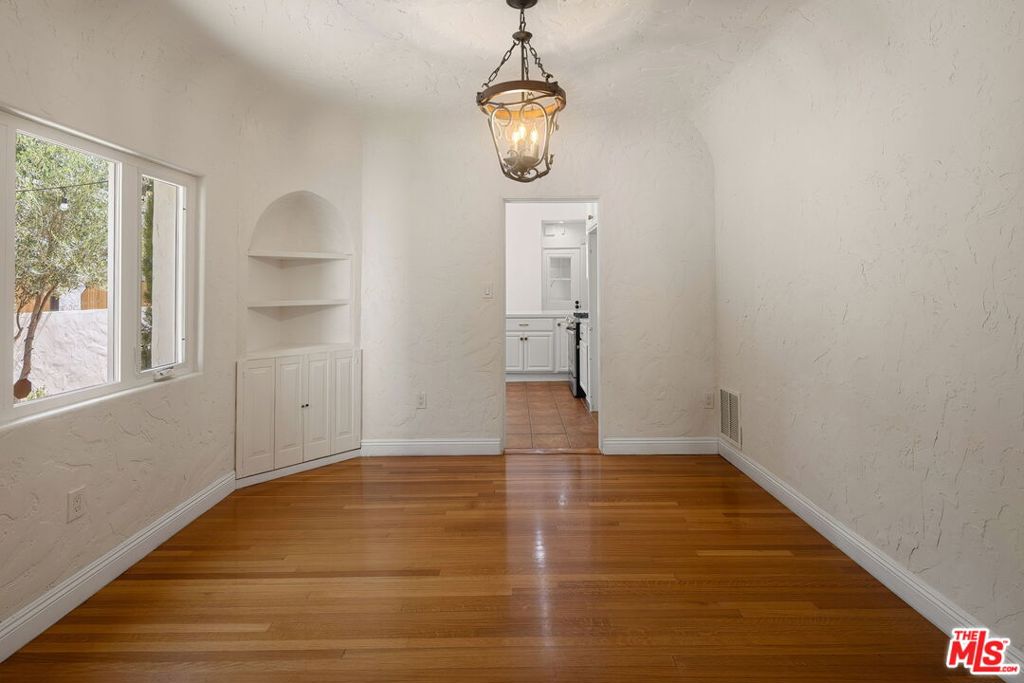 3447 Primera Avenue Property Photo 17