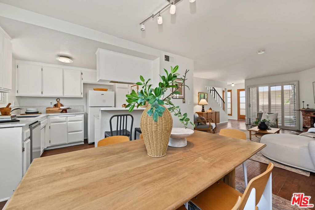2016 Euclid Street 13 Property Photo 10