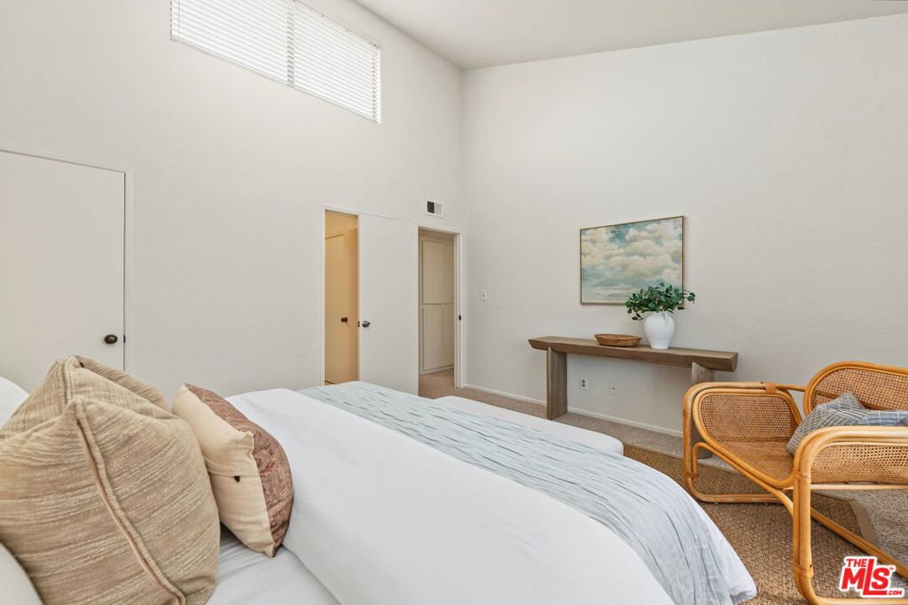 2016 Euclid Street 13 Property Photo 15