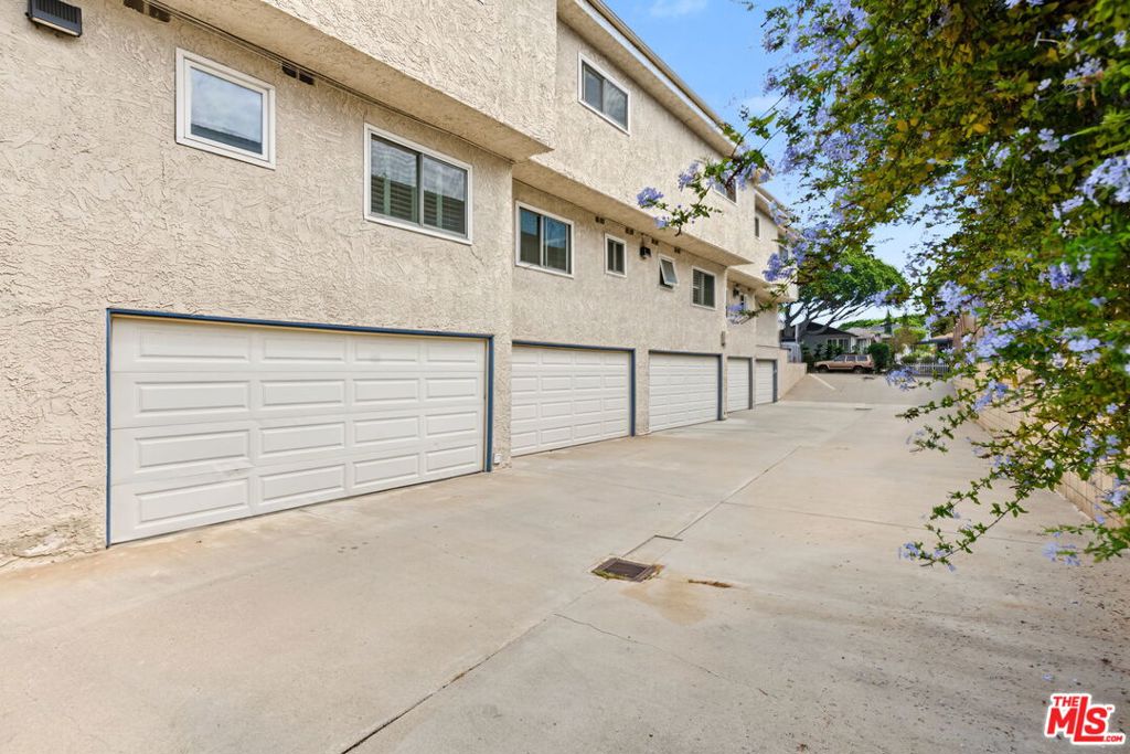 2016 Euclid Street 13 Property Photo 24