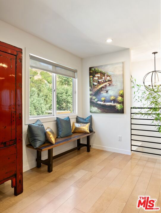 1655 N Beverly Glen Boulevard Property Photo 13