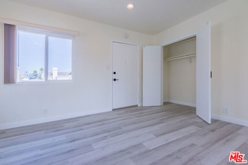 2107 Pullman Lane B Property Photo 8