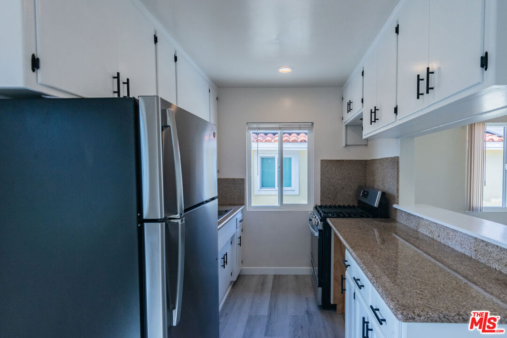 2107 Pullman Lane B Property Photo 10