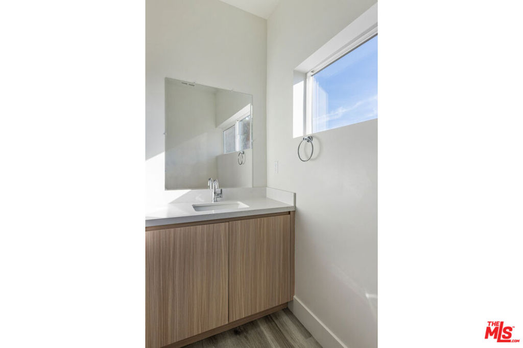 2494 W Shenyad Court Property Photo 6