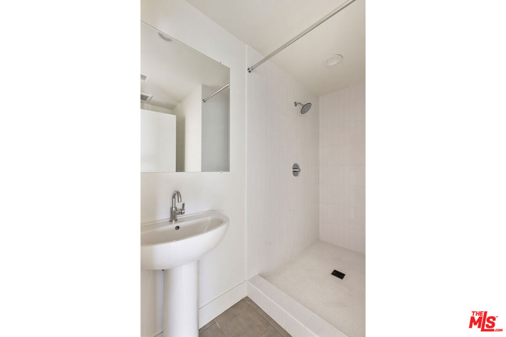 2494 W Shenyad Court Property Photo 9