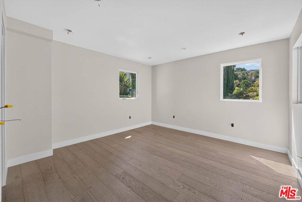 3950 Franklin Avenue Property Photo 16