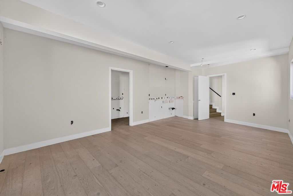 3950 Franklin Avenue Property Photo 22