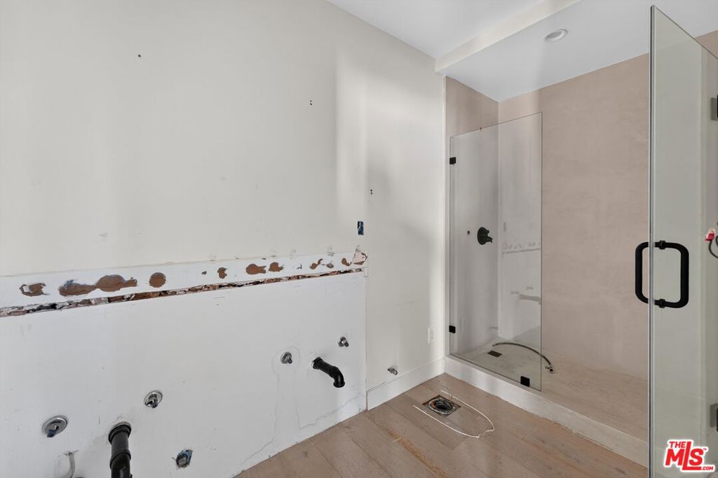 3950 Franklin Avenue Property Photo 24