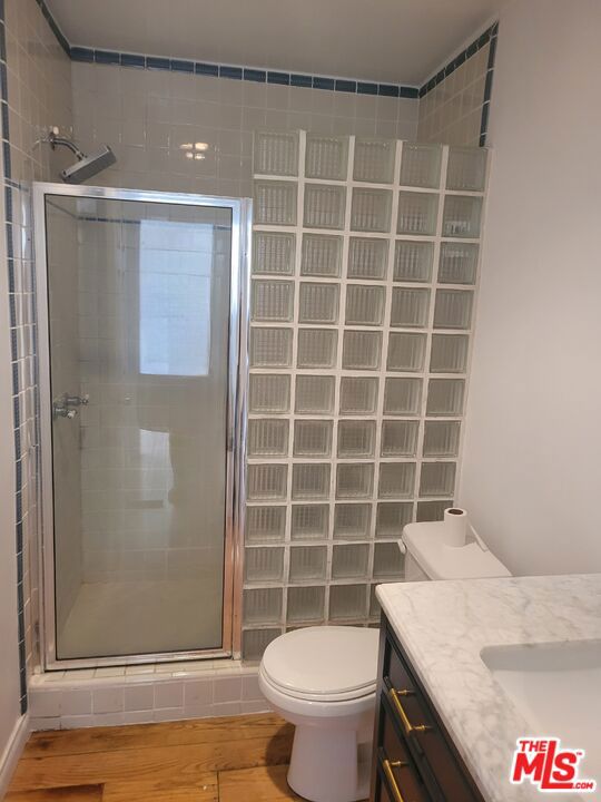 960 Larrabee Street 310 Property Photo 8
