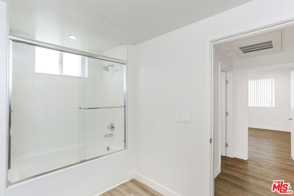 744 Hartford Avenue 501 Property Photo 11