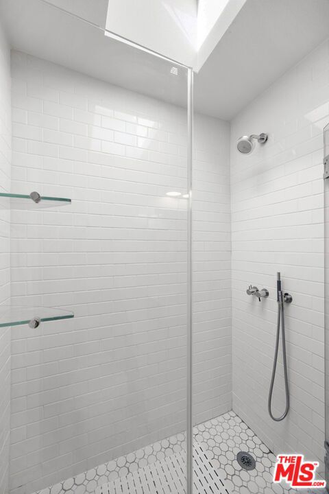 970 Palm Avenue 218 Property Photo 14