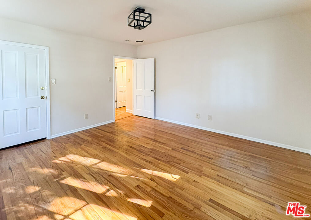 2445 22nd Street Property Photo 16