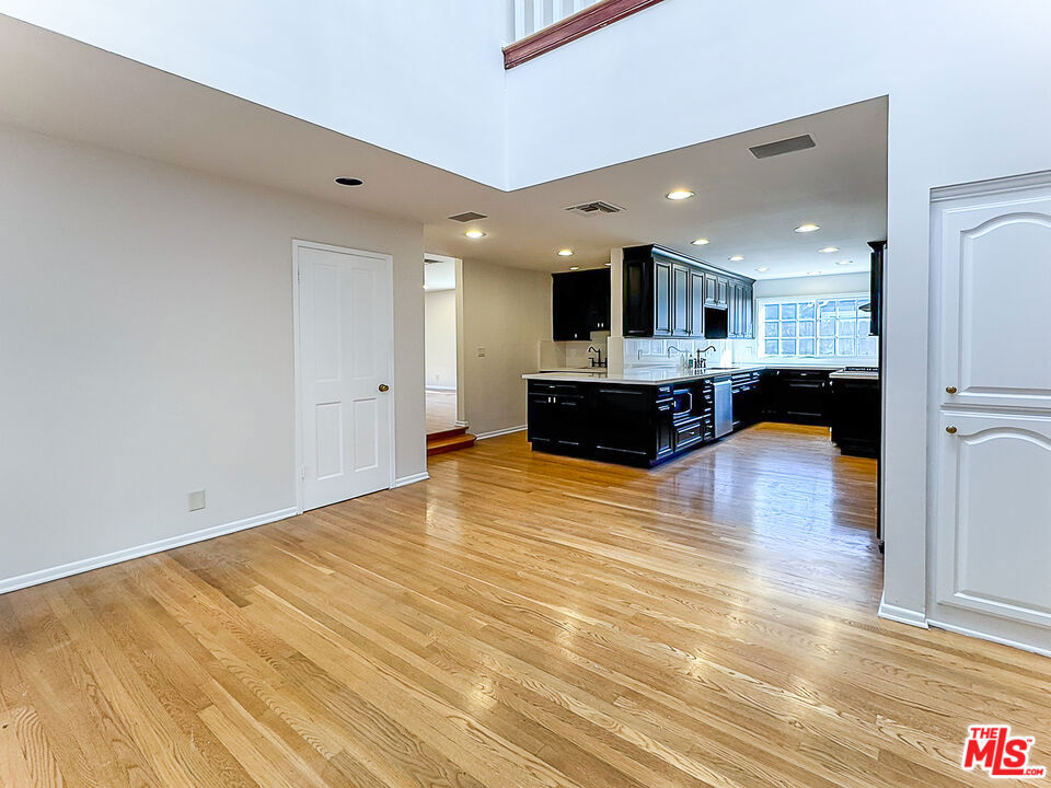 2445 22nd Street Property Photo 17