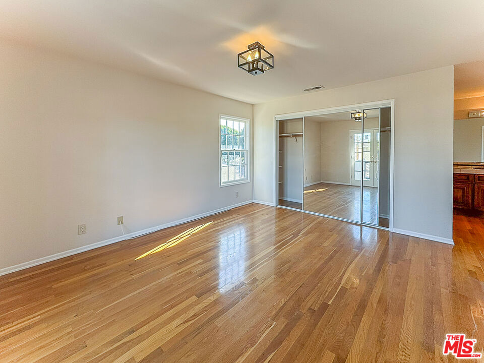 2445 22nd Street Property Photo 43
