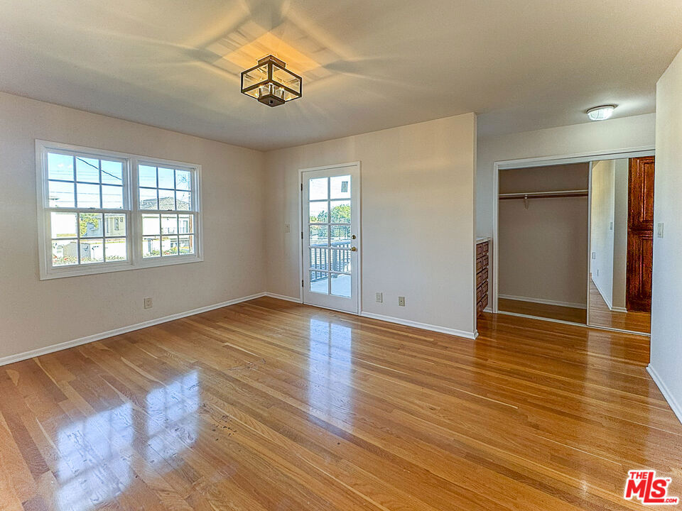 2445 22nd Street Property Photo 45