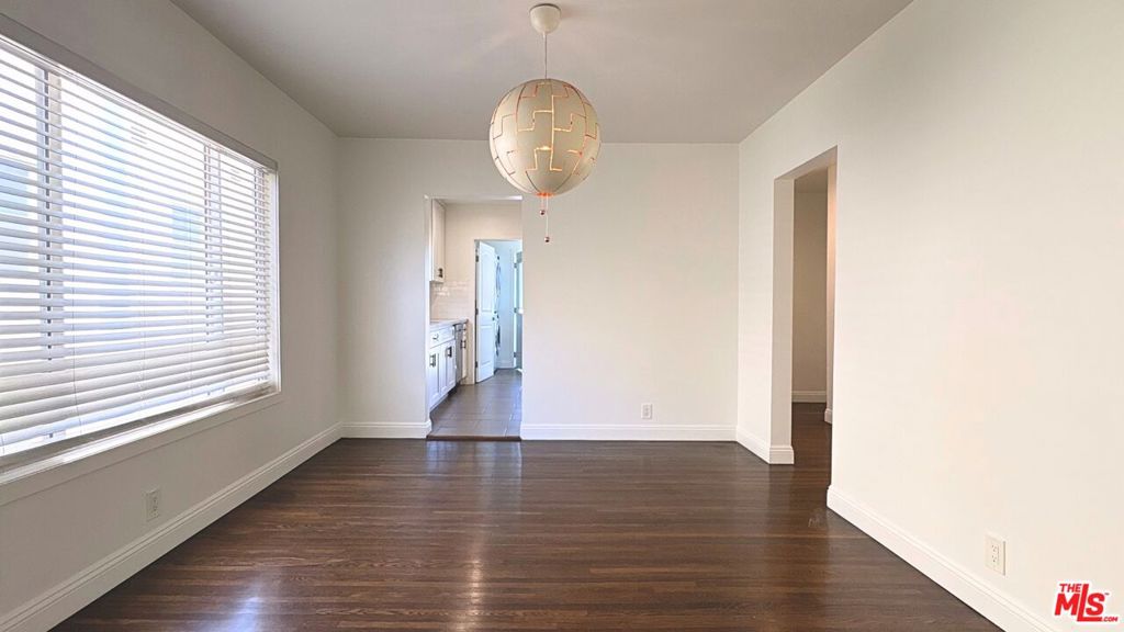 1208 S Cochran Avenue Property Photo 12