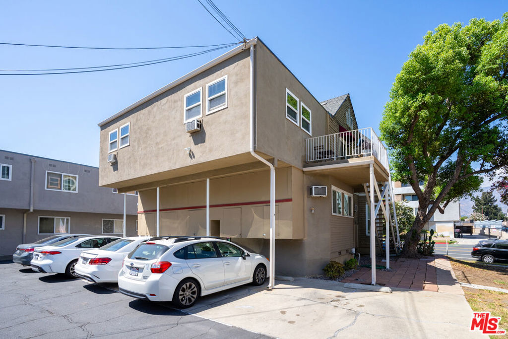 1124 Cordova Street Property Photo 13