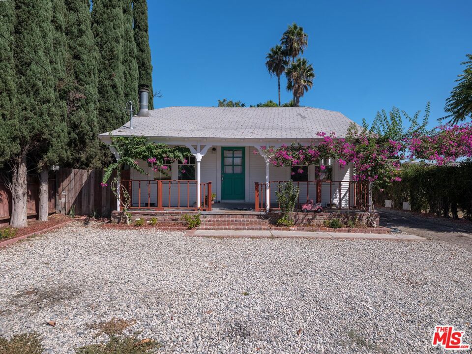20911 Vose Street Property Photo 1