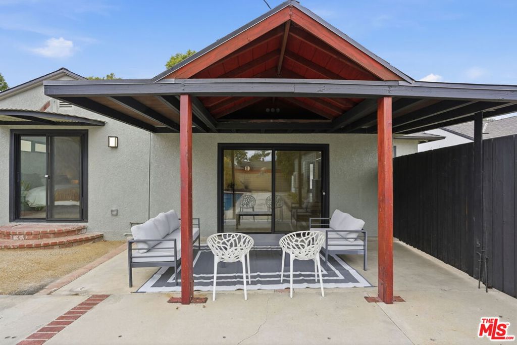 7530 & 7532 Gaviota Avenue Property Photo 21