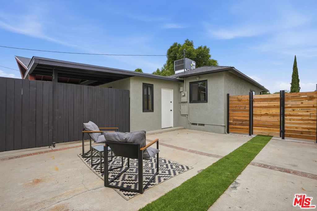 7530 & 7532 Gaviota Avenue Property Photo 29