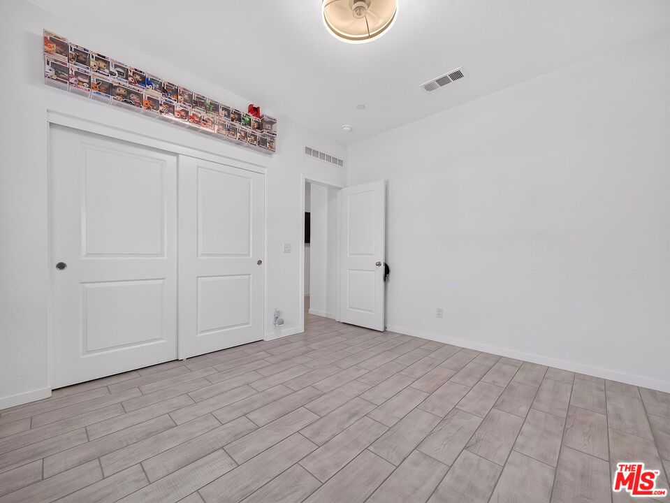 62652 N Crescent Street Property Photo 16