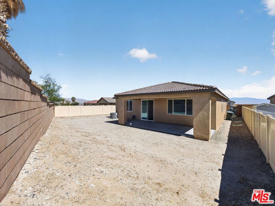 62652 N Crescent Street Property Photo 21