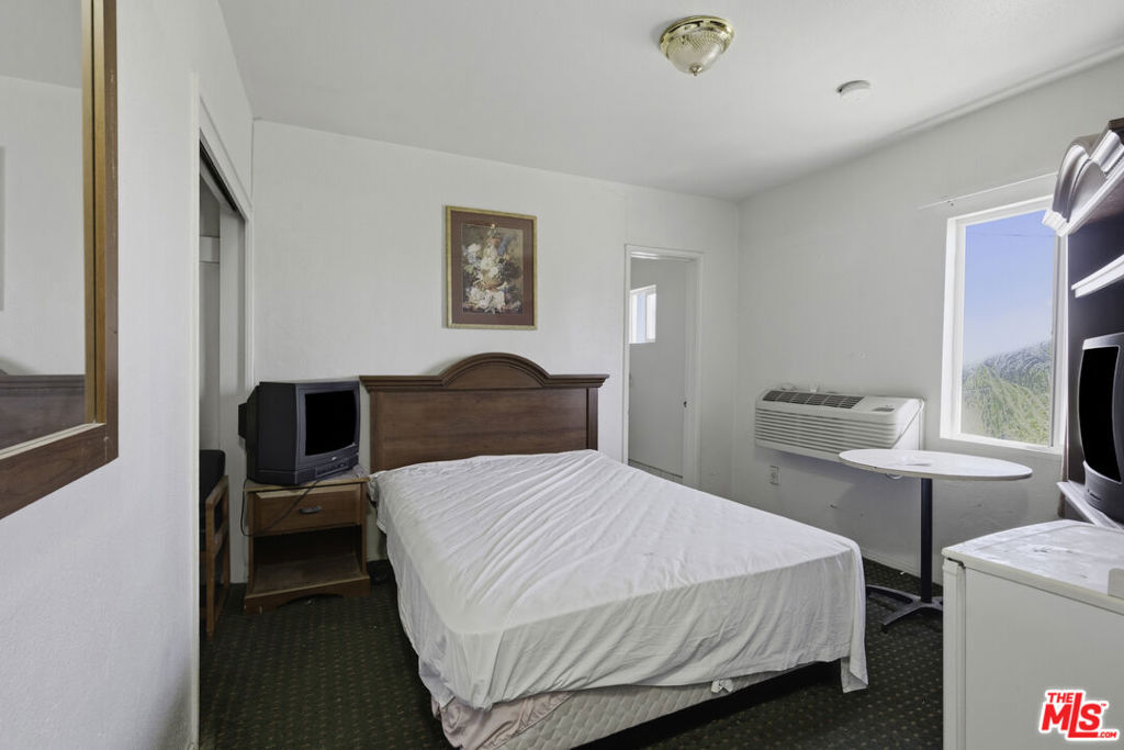 130 Kern Street Property Photo 13