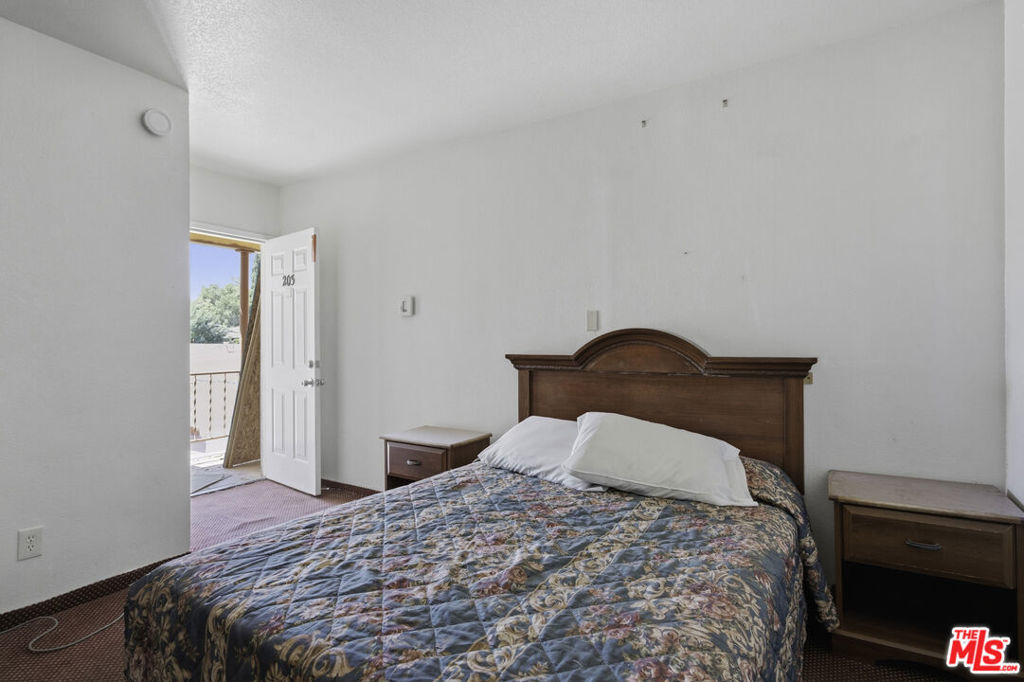 130 Kern Street Property Photo 16